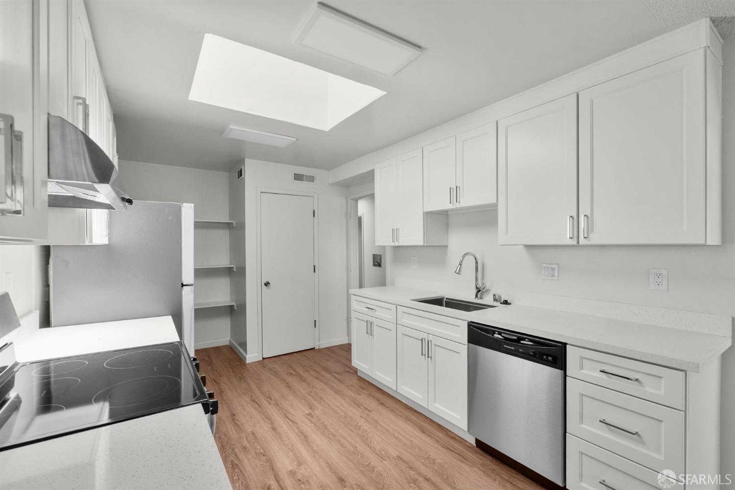 1212 Pacific Avenue # 3