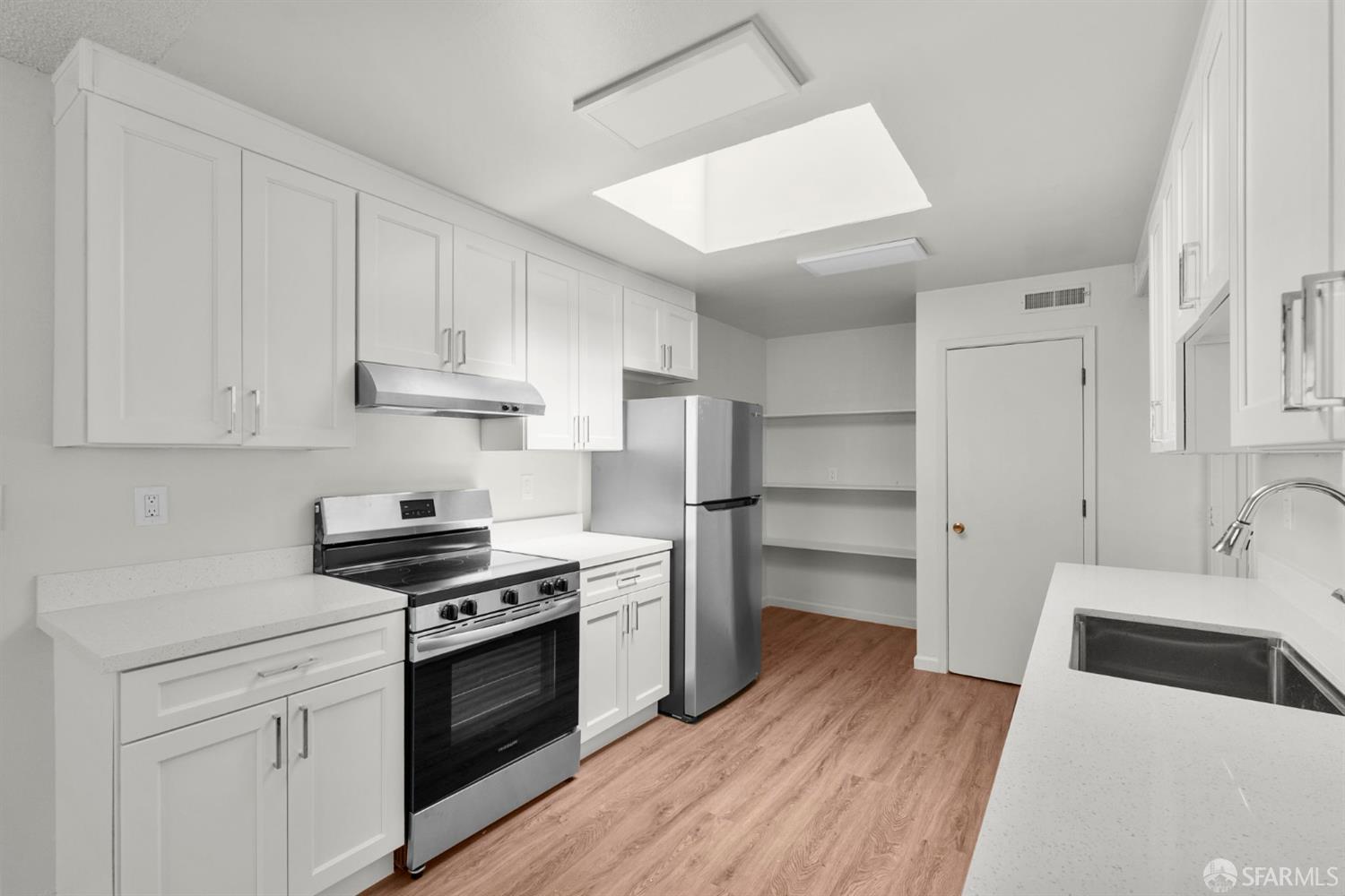 1212 Pacific Avenue # 3