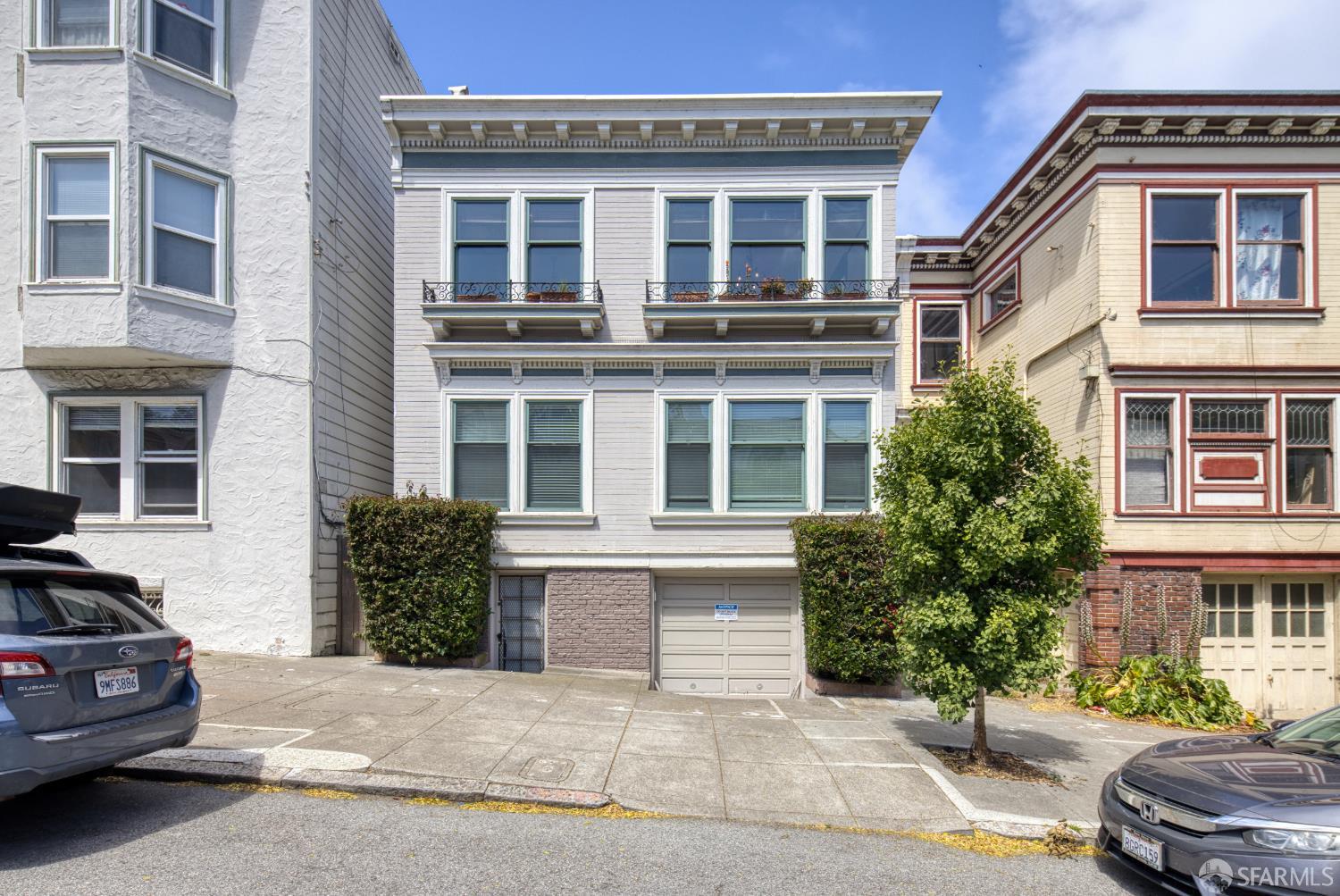 1241 2nd Avenue
