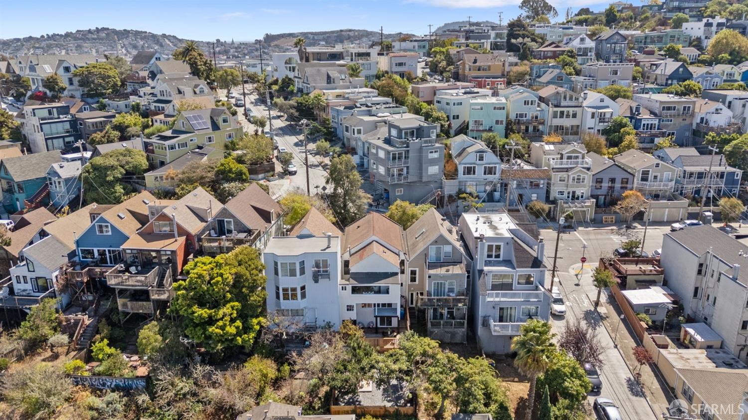 90 Peralta Avenue