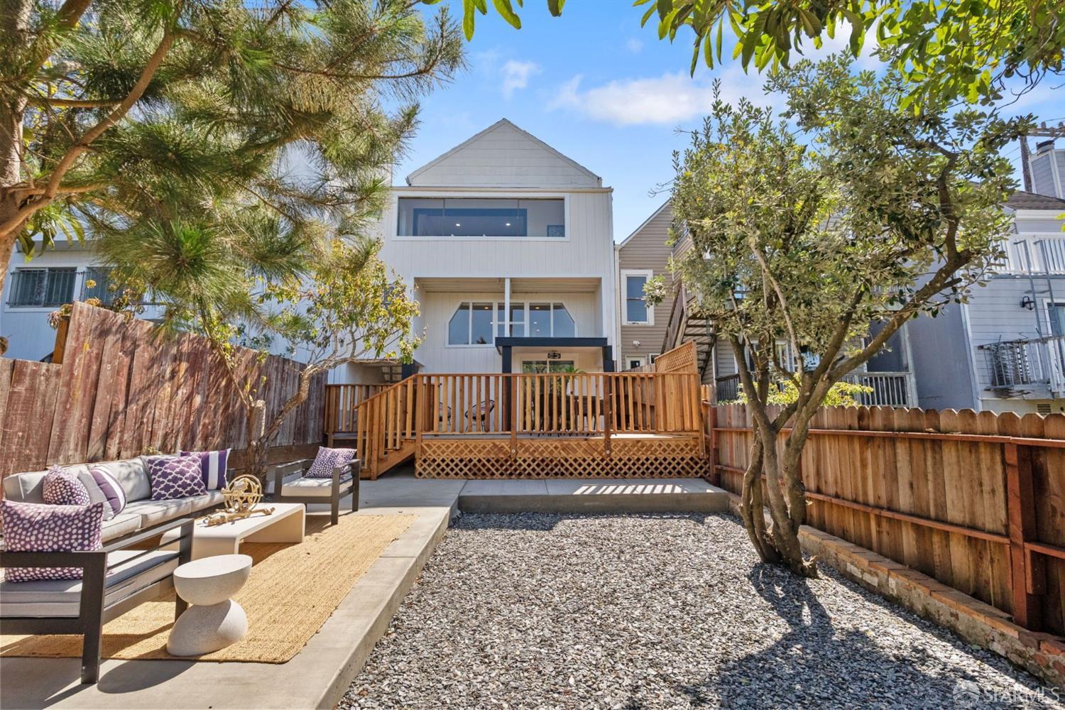 90 Peralta Avenue