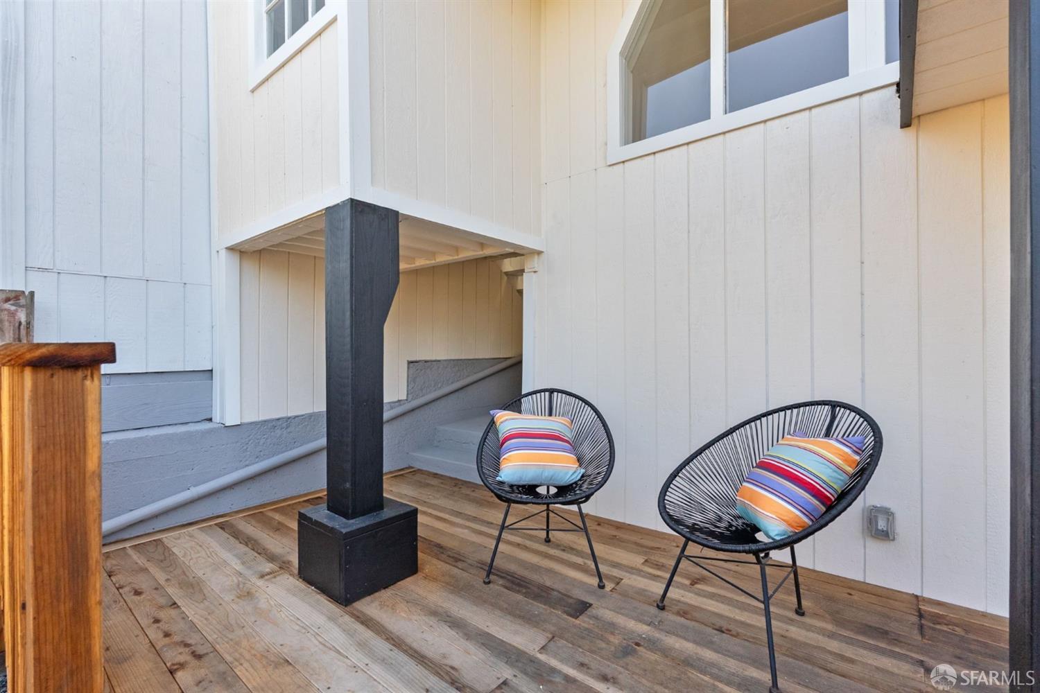 90 Peralta Avenue