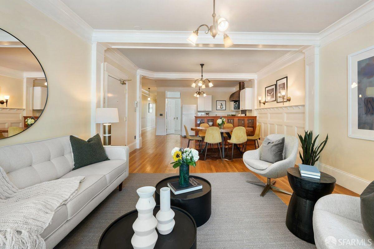 2773 Folsom Street # 201