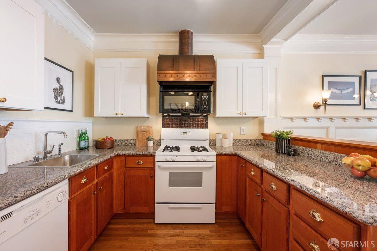 2773 Folsom Street # 201