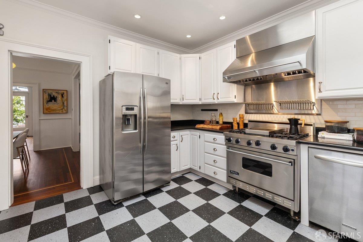 907 Treat Avenue