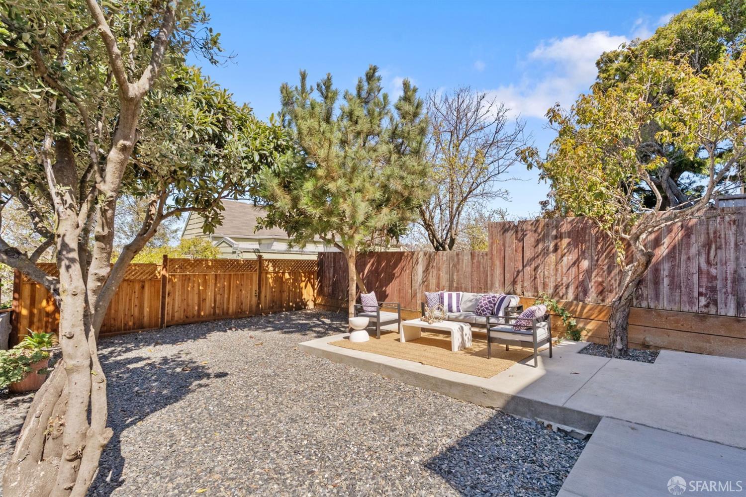 90 Peralta Avenue