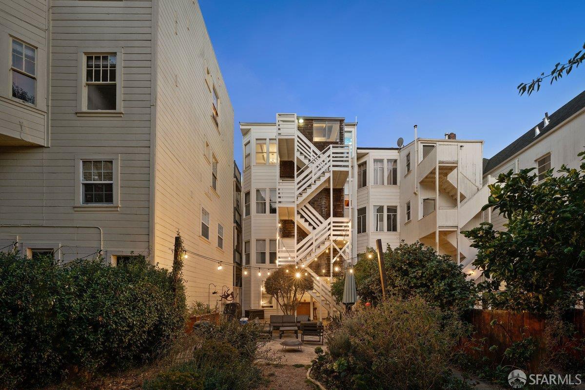 834-838 Dolores Street