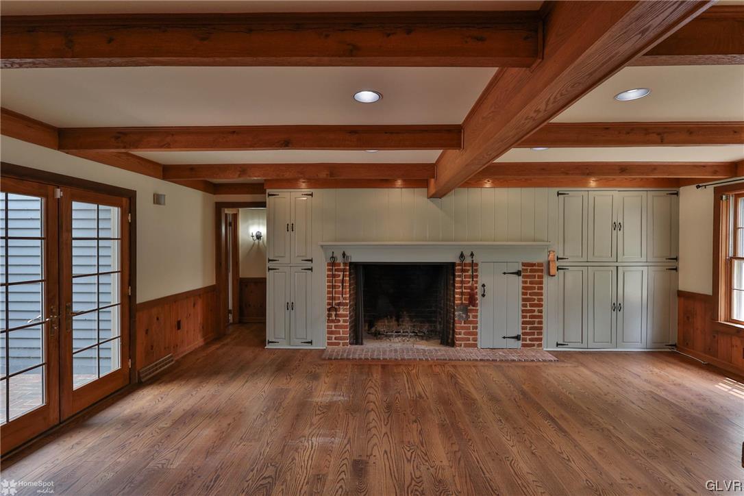 2452 Riverbend Road