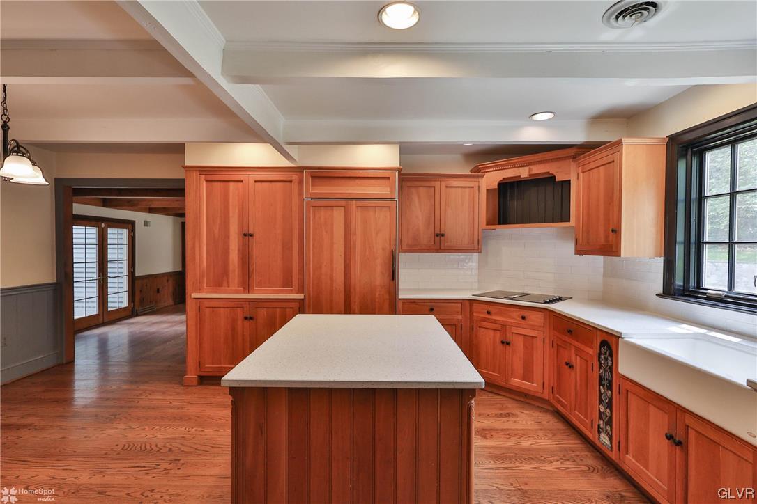 2452 Riverbend Road