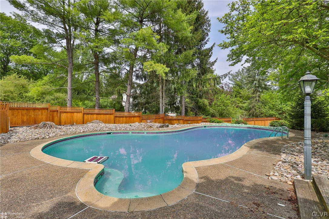 2452 Riverbend Road