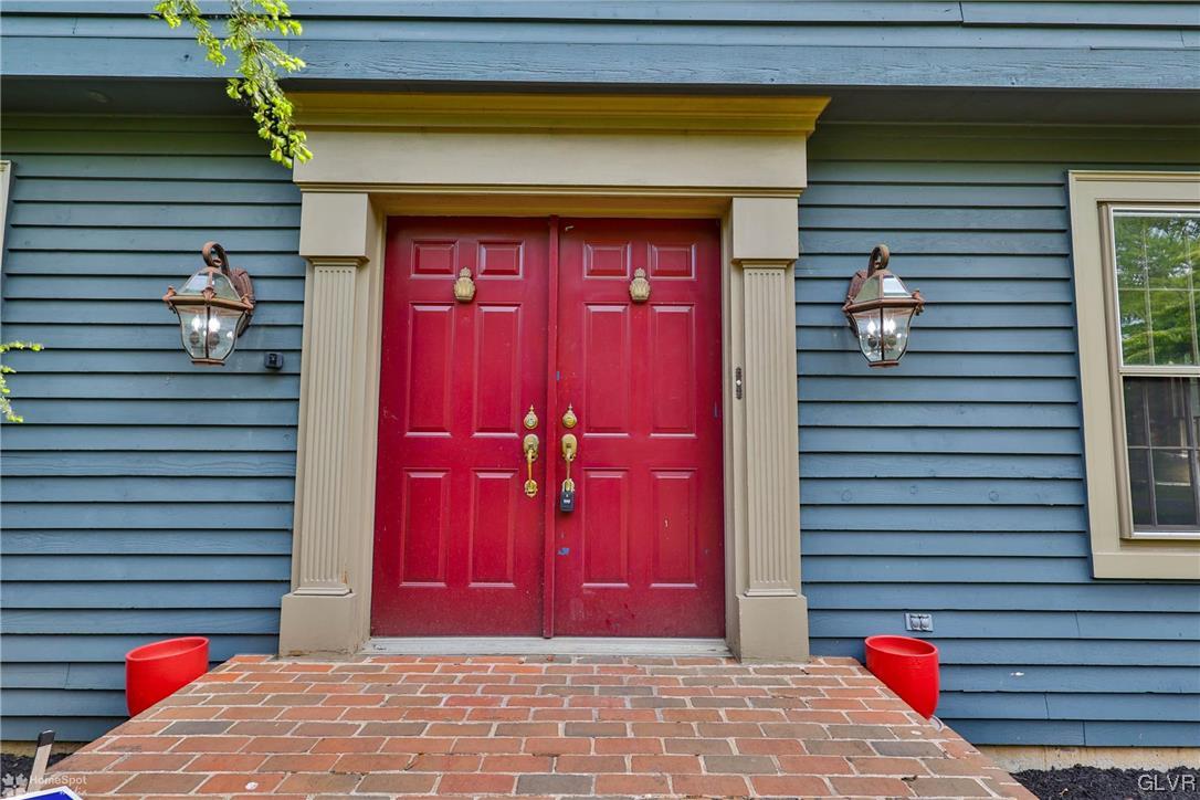 2452 Riverbend Road