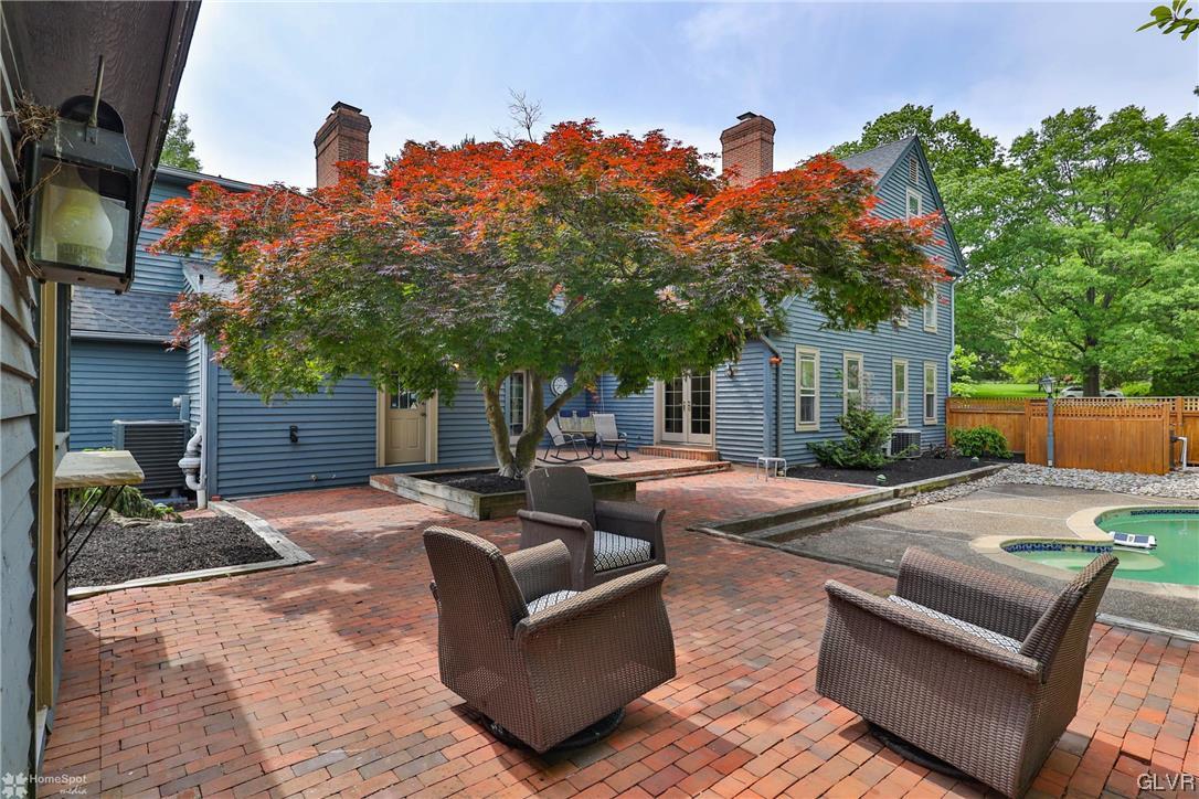 2452 Riverbend Road