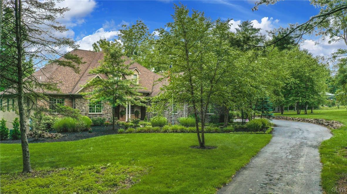 1219 Evergreen Road
