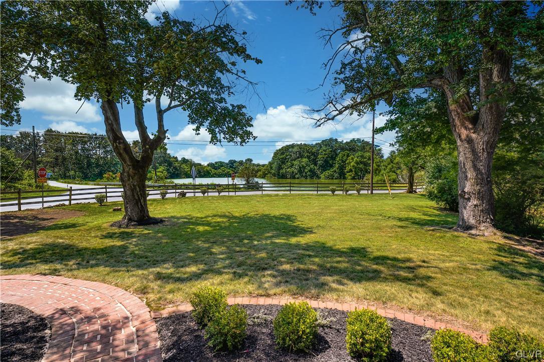 6001 Green Pond Road