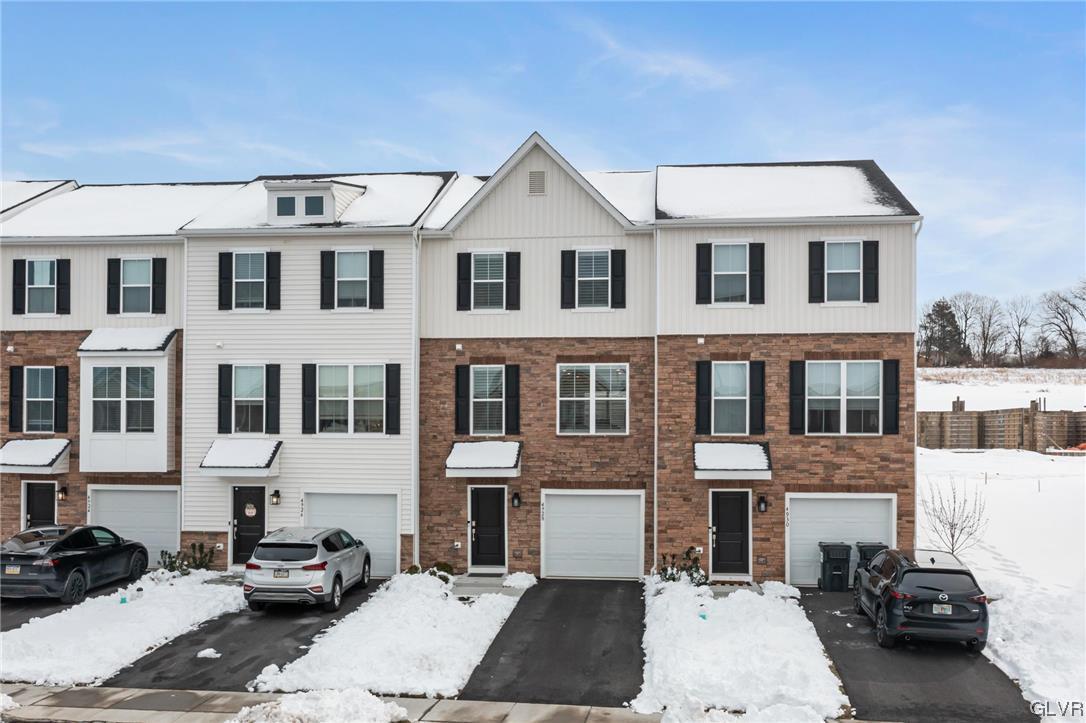 4928 Brookside Court