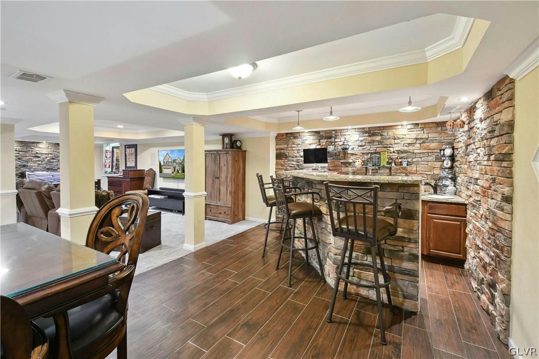 4464 Whitetail Drive