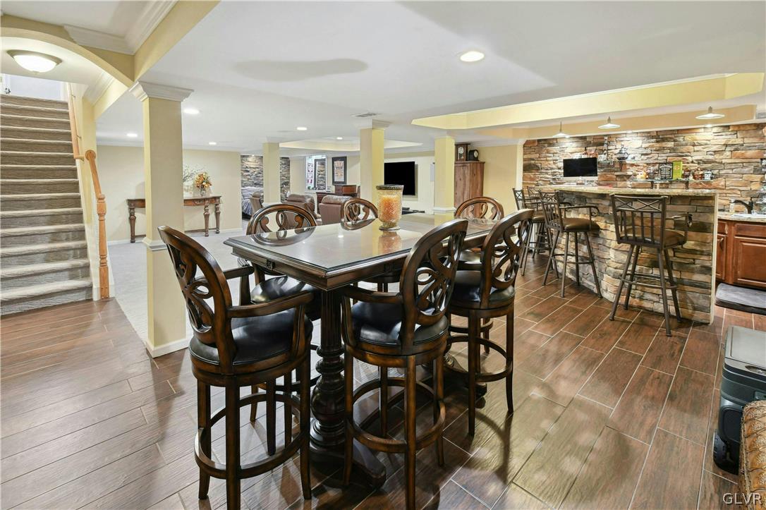 4464 Whitetail Drive