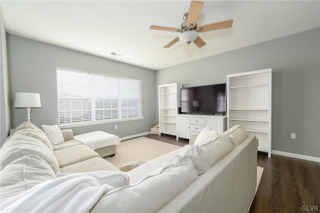 6885 Pioneer Drive