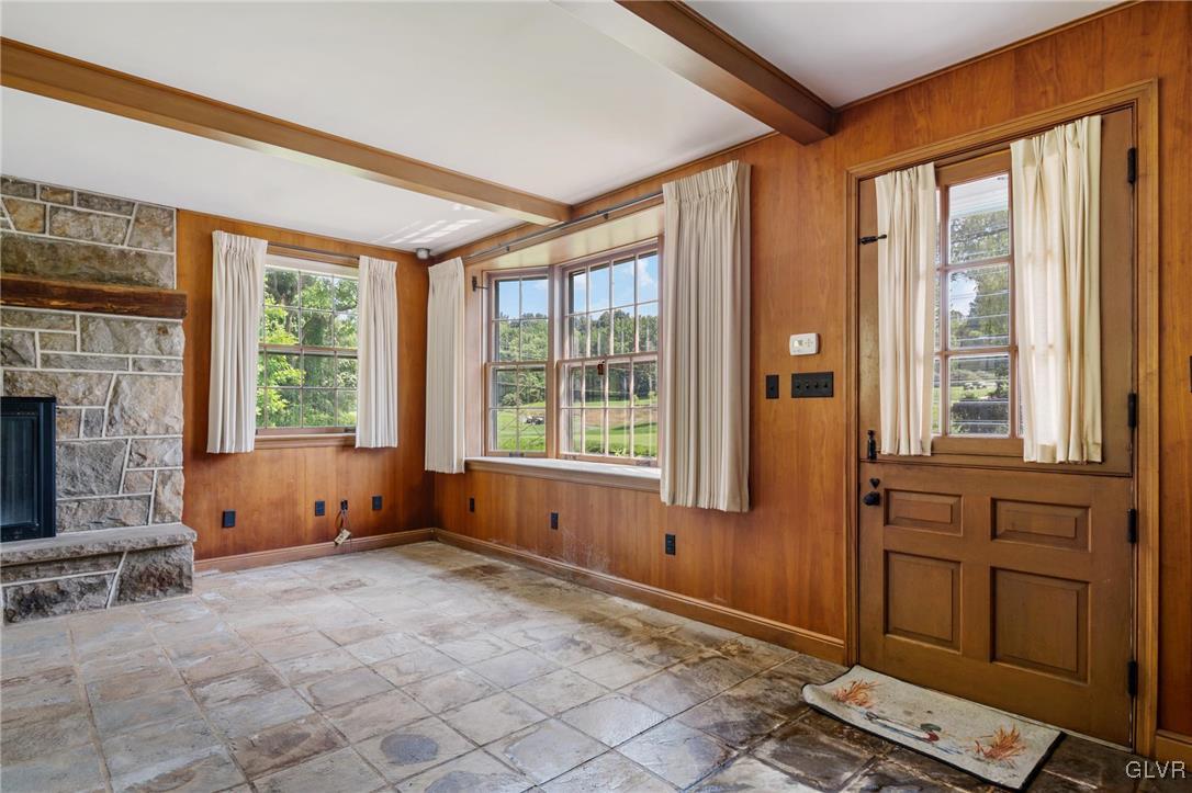 2545 Riverbend Road