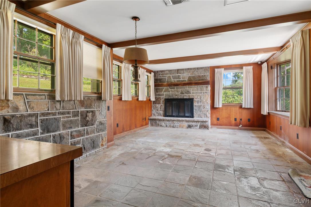 2545 Riverbend Road