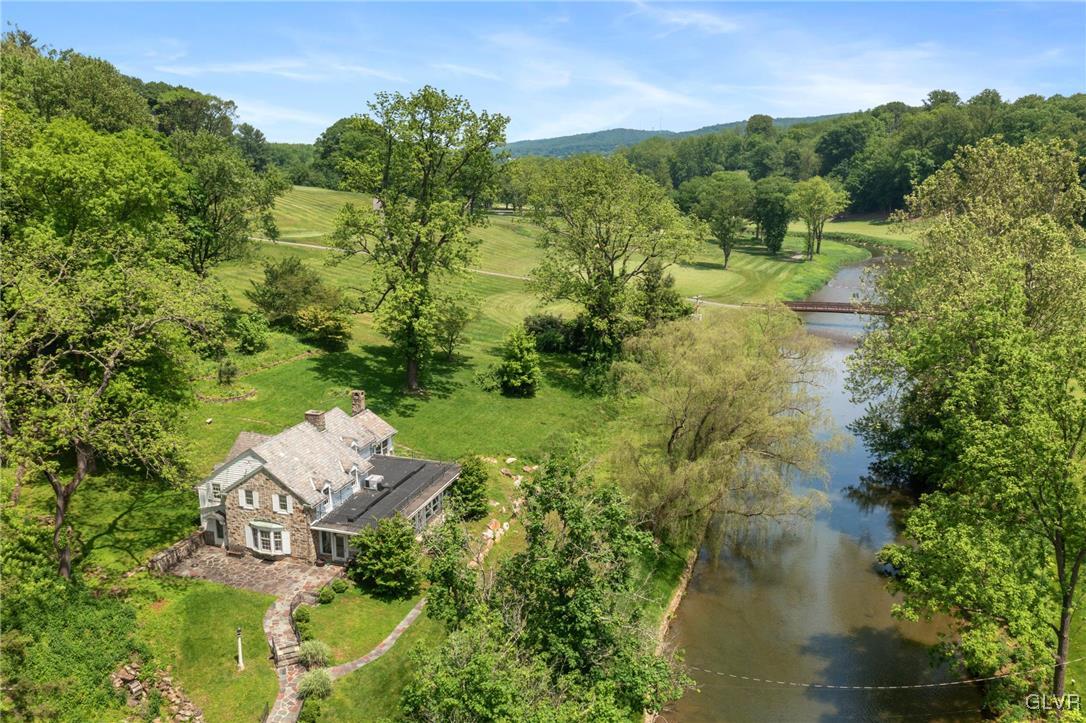2545 Riverbend Road