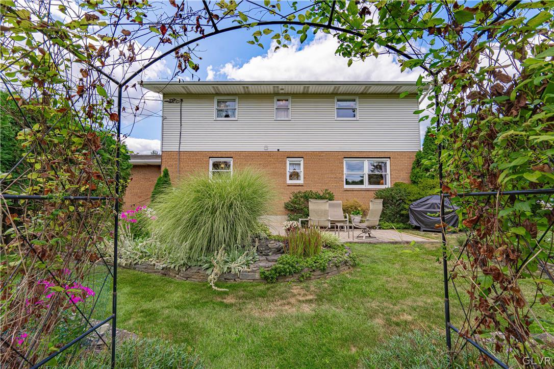 904 Johnston Drive