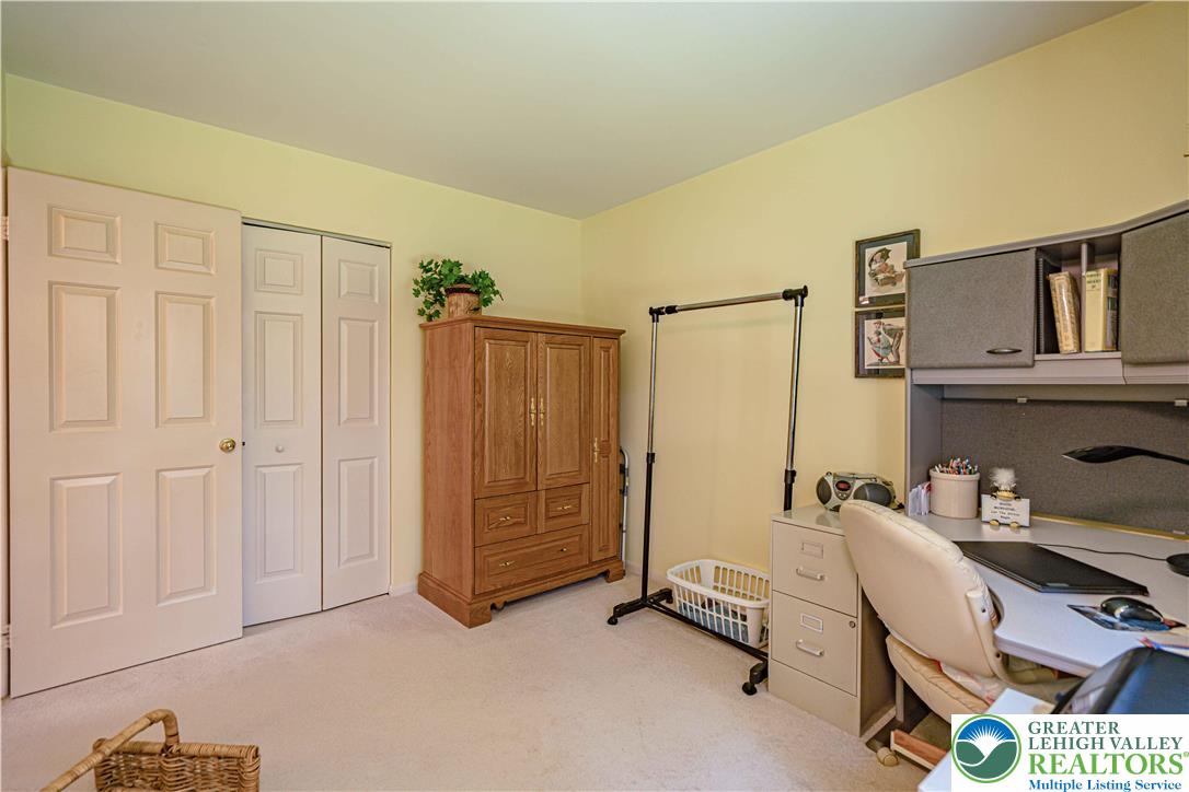 2810 Rolling Green Place