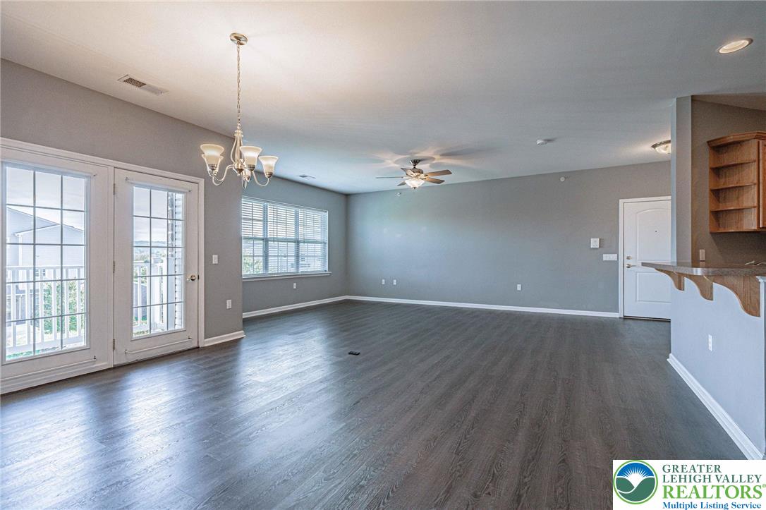 6885 Pioneer Drive