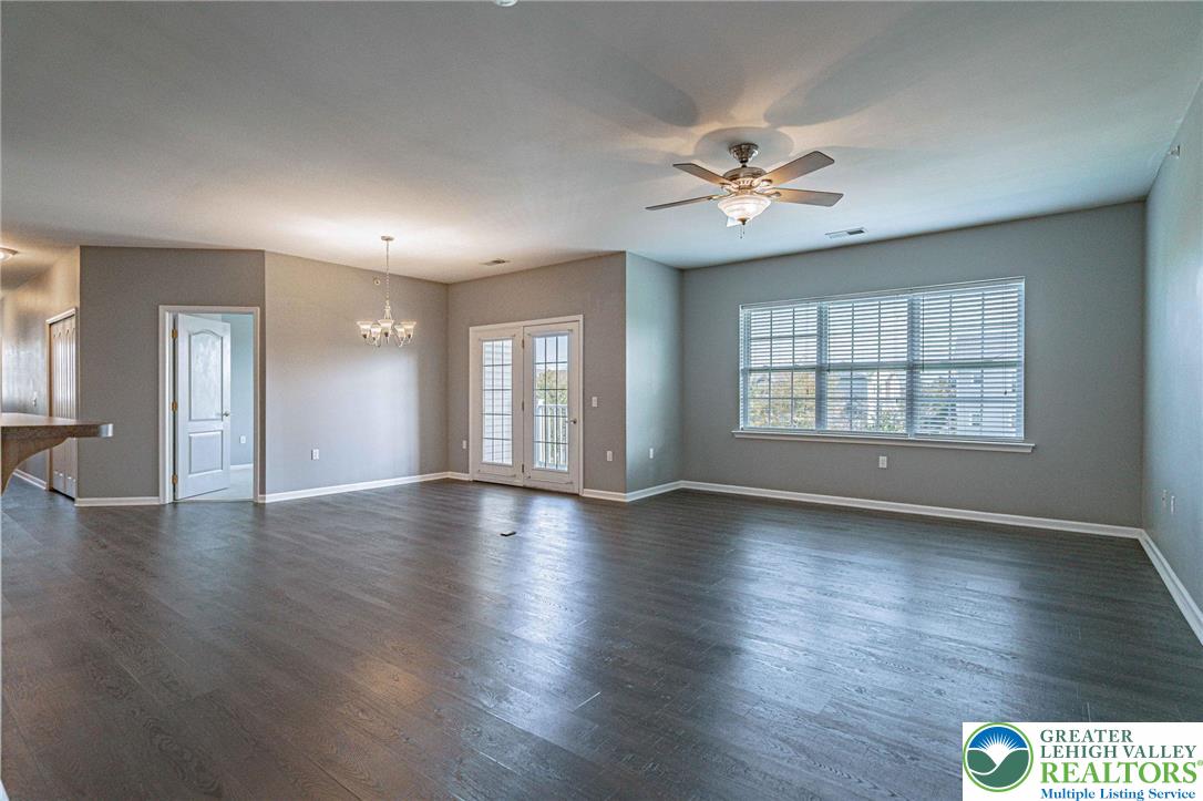 6885 Pioneer Drive