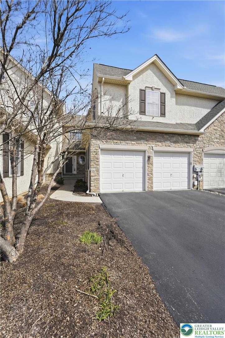 2493 Thistle Road