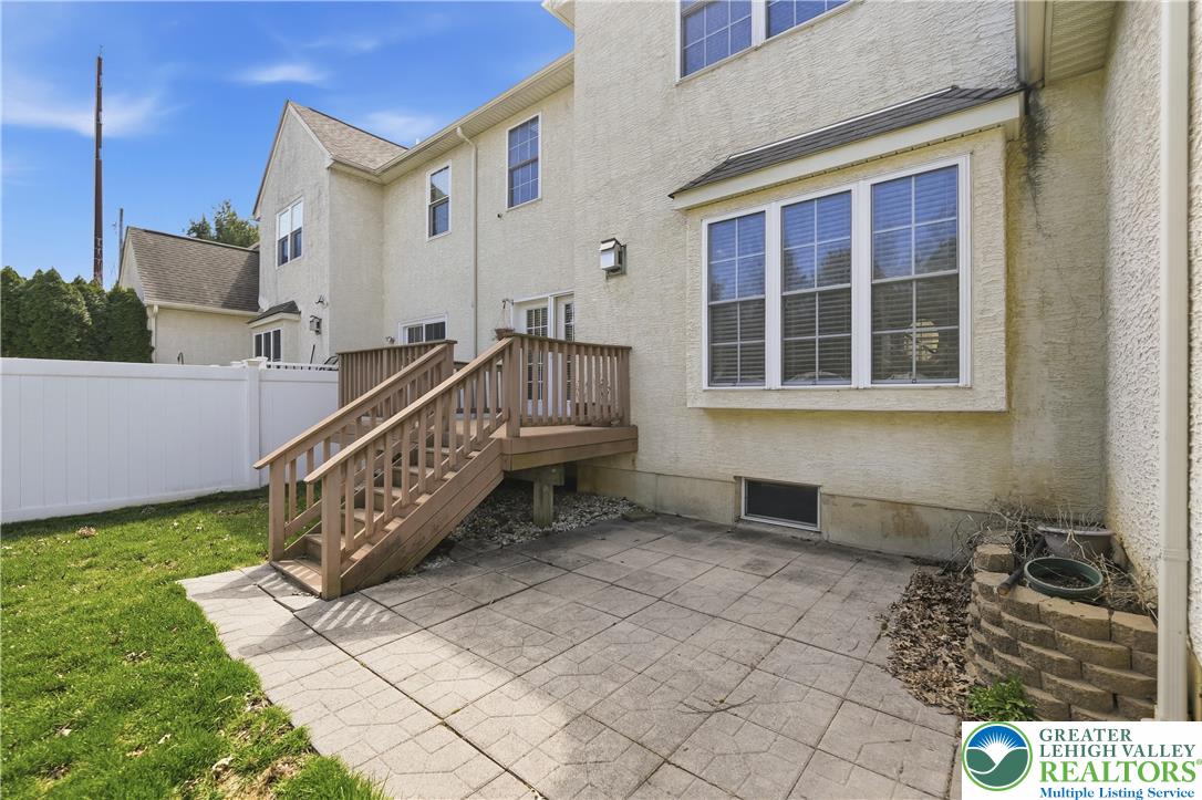 2493 Thistle Road