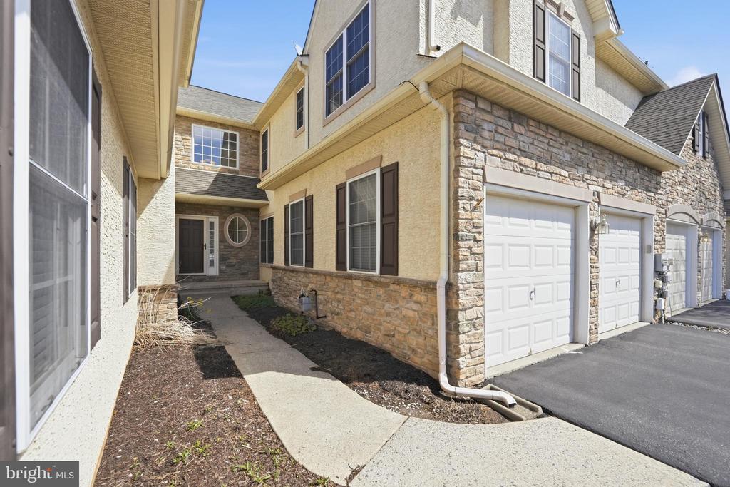 2493 THISTLE ROAD
