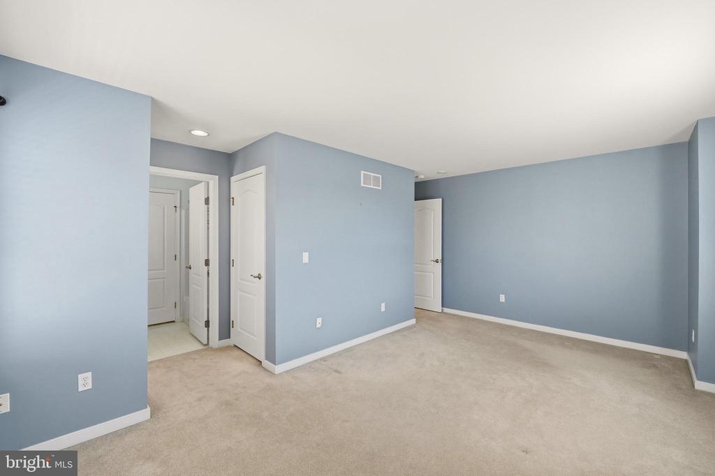 2493 THISTLE ROAD