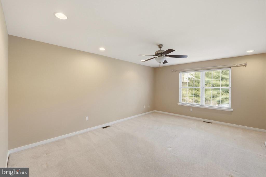 2493 THISTLE ROAD