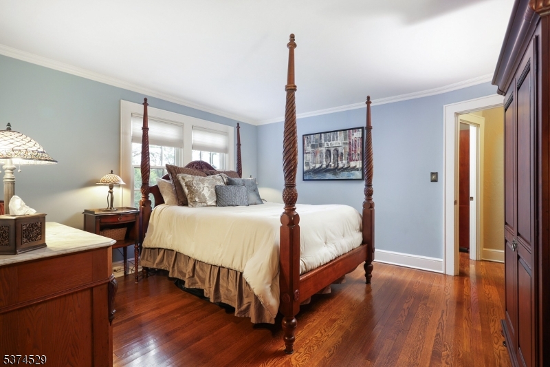 650 Coleman Pl