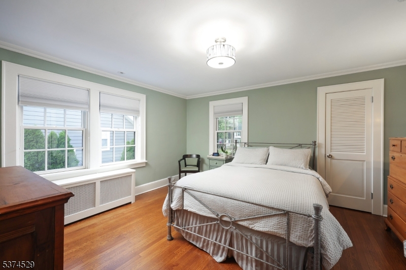 650 Coleman Pl