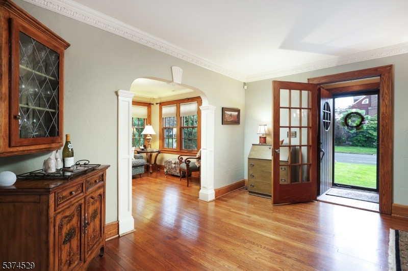 650 Coleman Pl