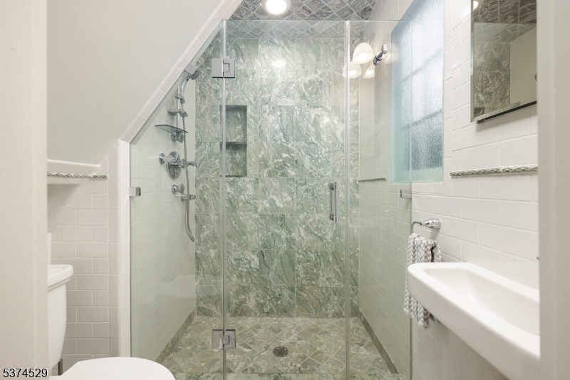 650 Coleman Pl