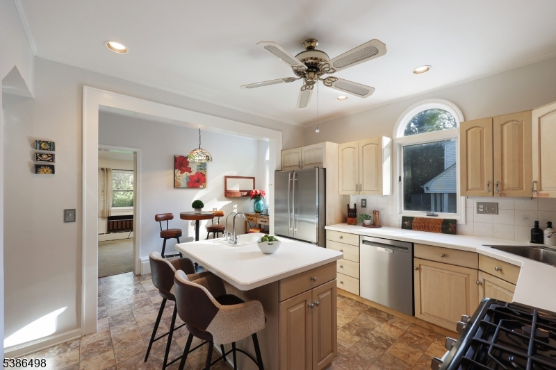 141 Brightwood Ave