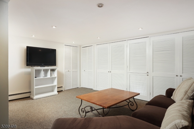 141 Brightwood Ave