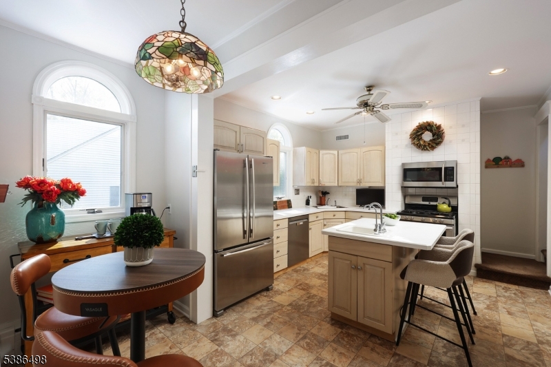 141 Brightwood Ave