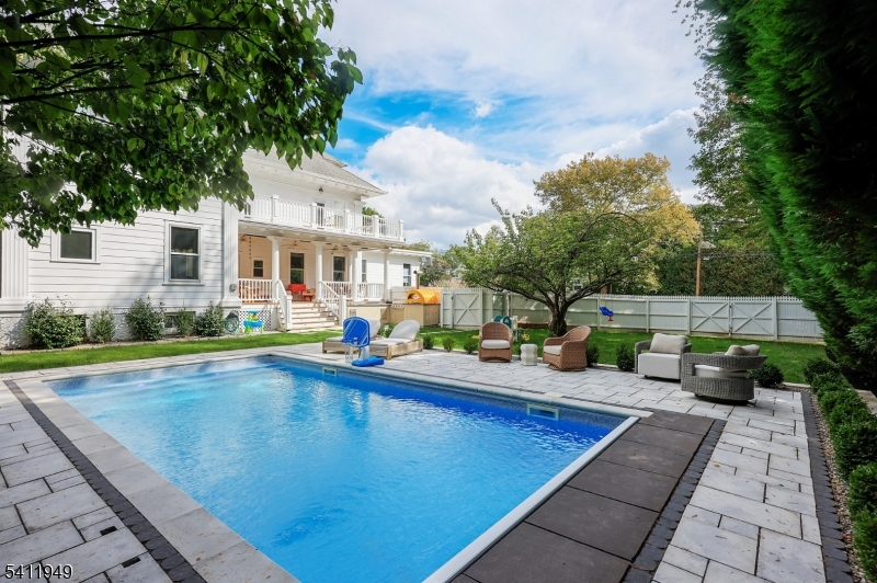 318 South Euclid Avenue