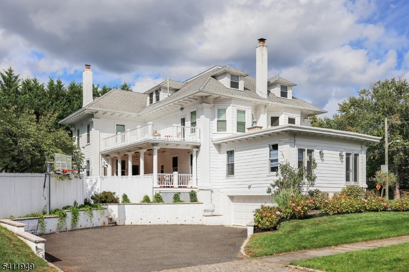 318 South Euclid Avenue