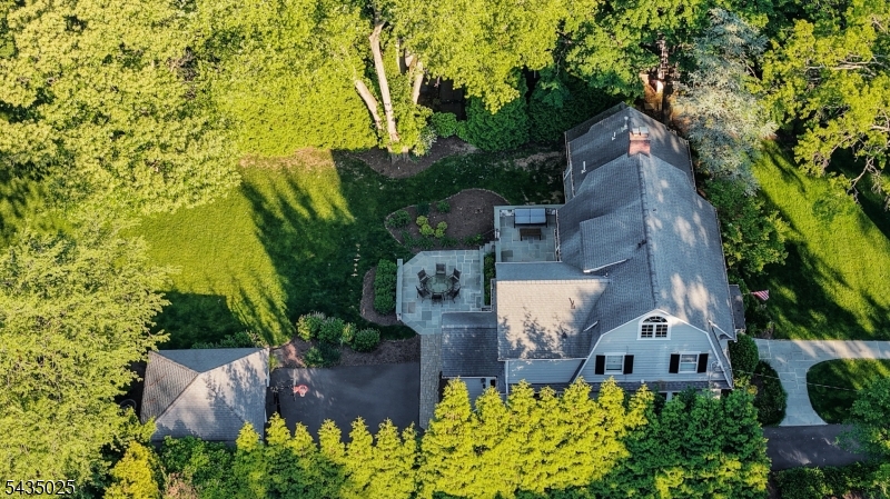 564 Highland Ave