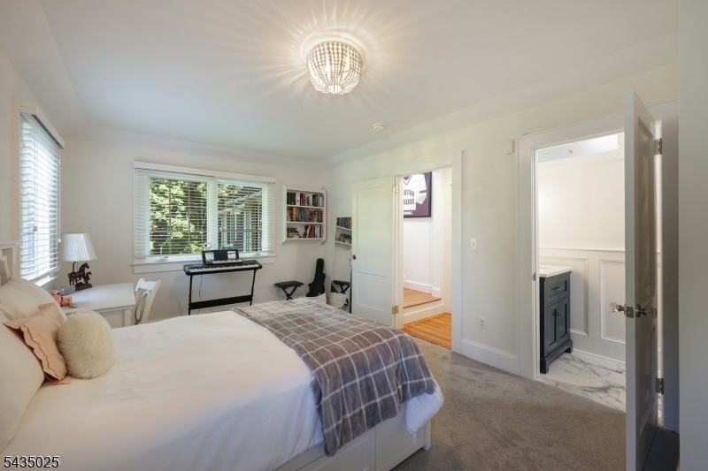564 Highland Ave