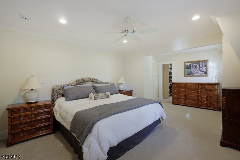564 Highland Ave