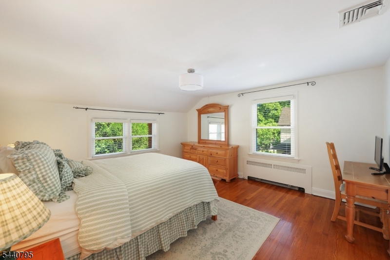 220 Wychwood Road