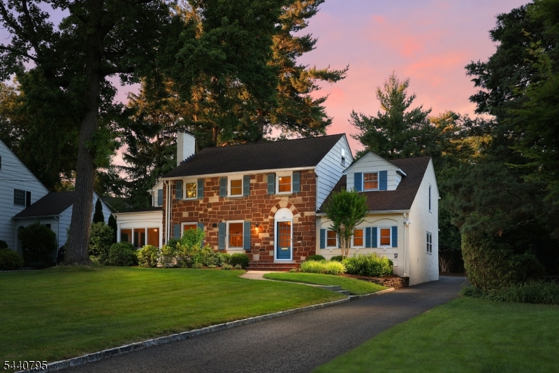 220 Wychwood Road