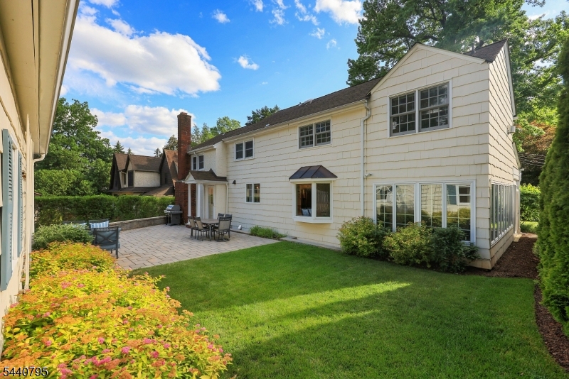 220 Wychwood Road