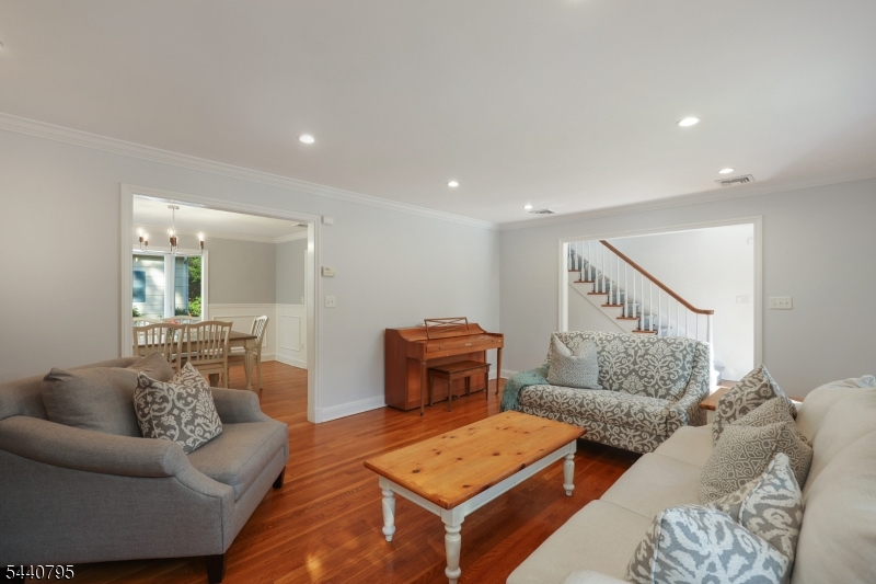 220 Wychwood Road